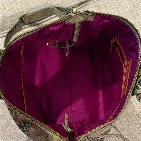 HOBO Sheila Crossbody Diamond Print - Picture 4 of 5